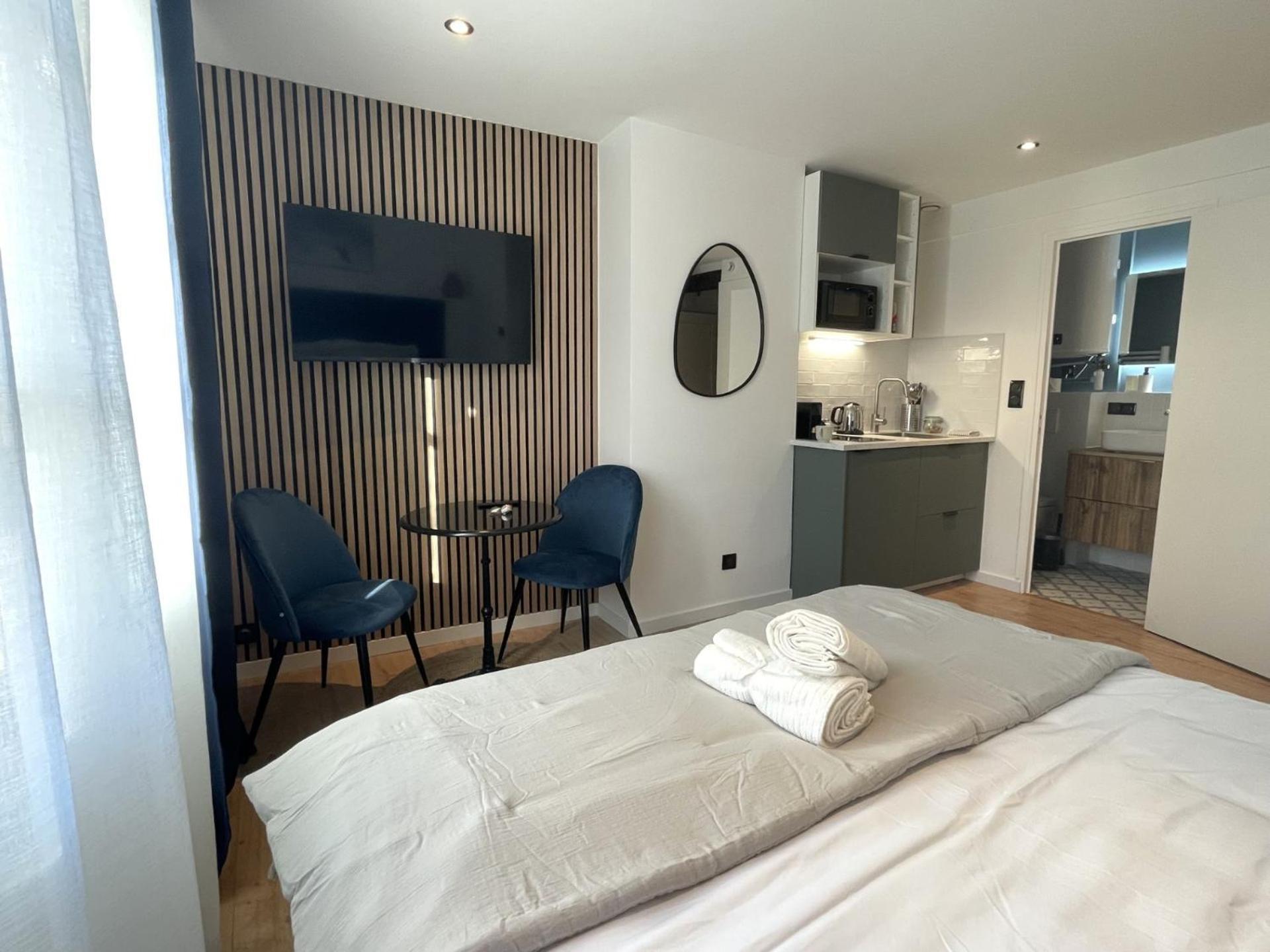 Sous Le Chene Bleu - Appartement Cosy Au Coeur De Dijon Bagian luar foto
